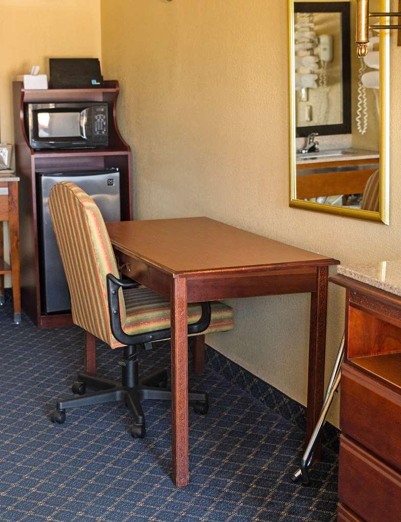 Americas Best Value Inn - Monroeville Bilik gambar