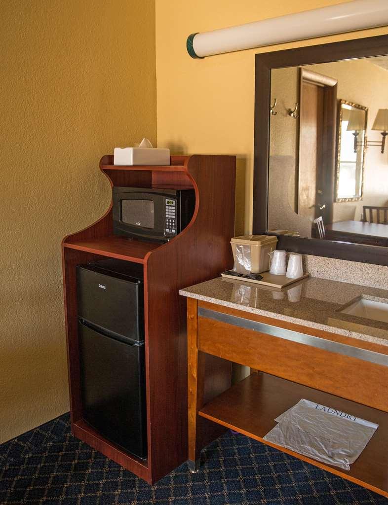 Americas Best Value Inn - Monroeville Bilik gambar